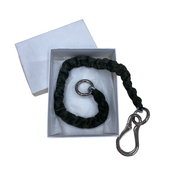 Keychain - Picture 3 of 4